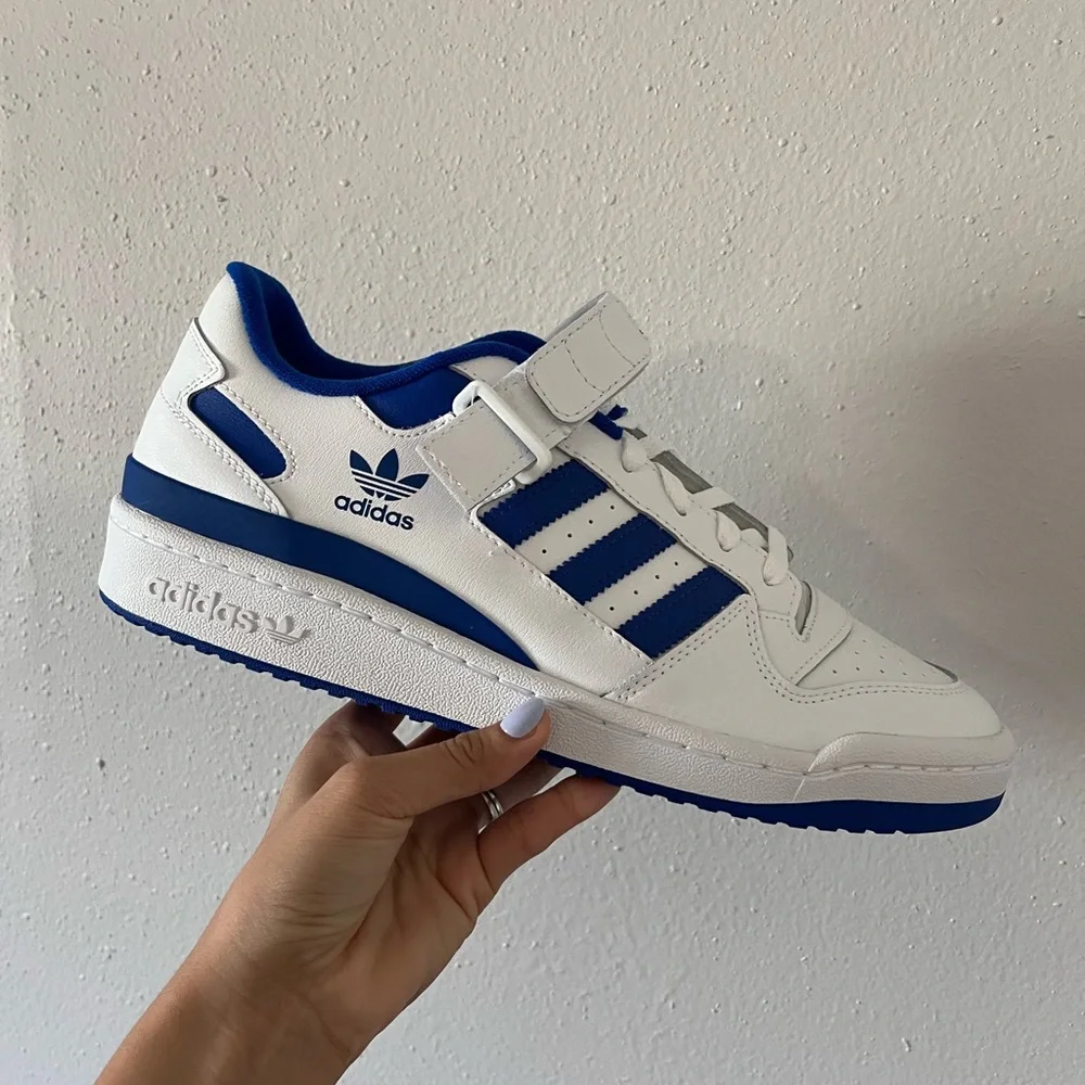 NWT Adidas Originals Men's Forum Low Shoes - White & Blue - FY7756_7